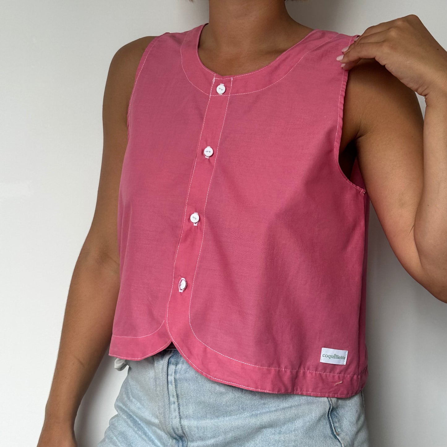 Haut Bouton Uni Rose