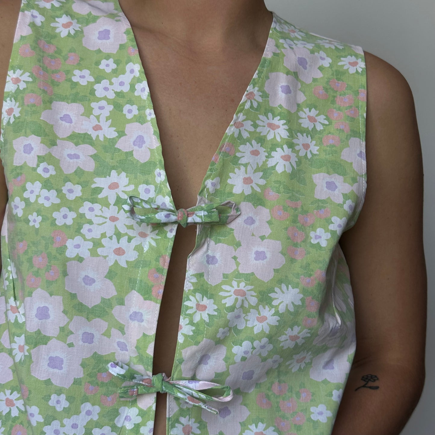 Haut Noeud Vert Fleurs