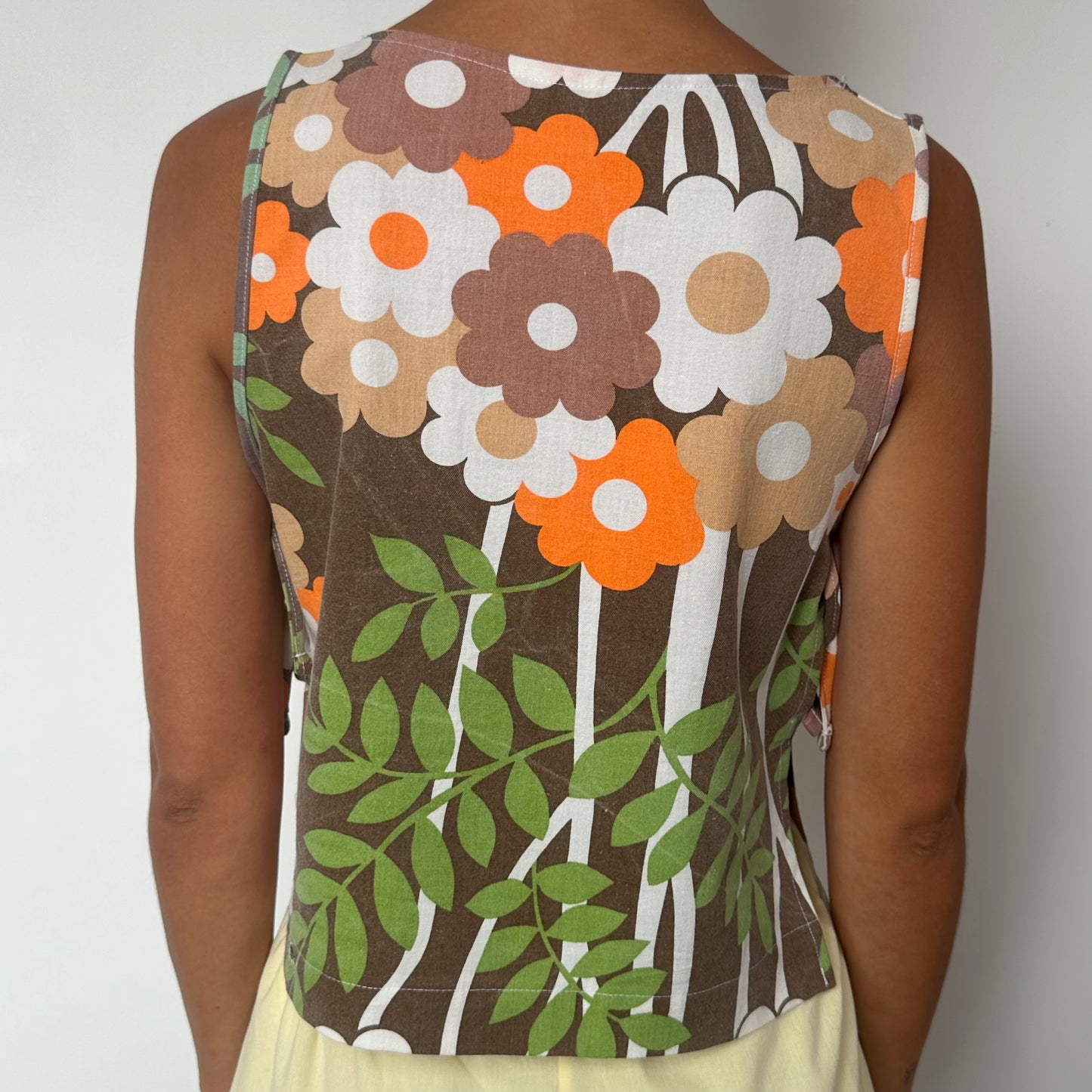 Haut Noeud Coté Marron Fleurs