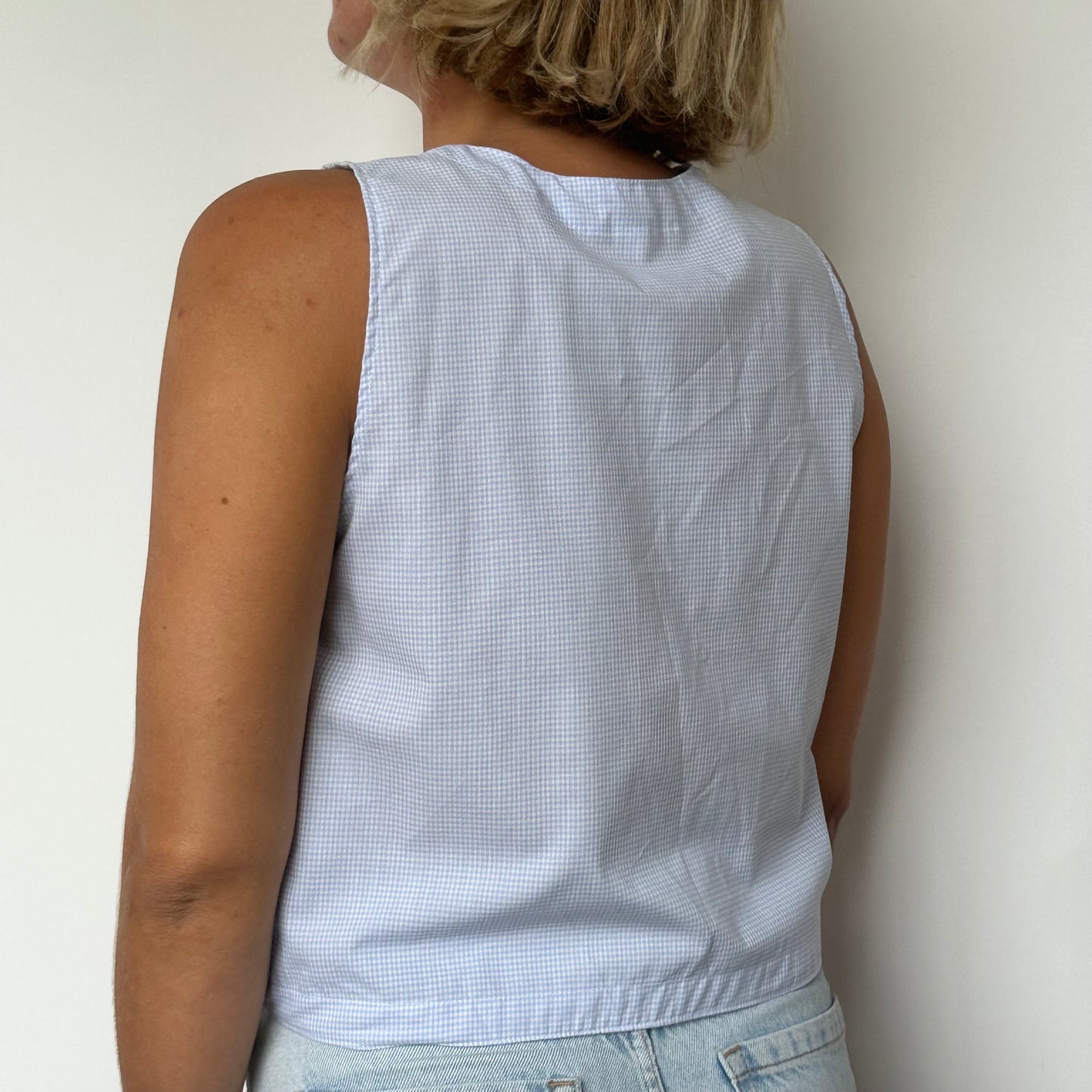 Haut Bouton Vichy Bleu Ciel