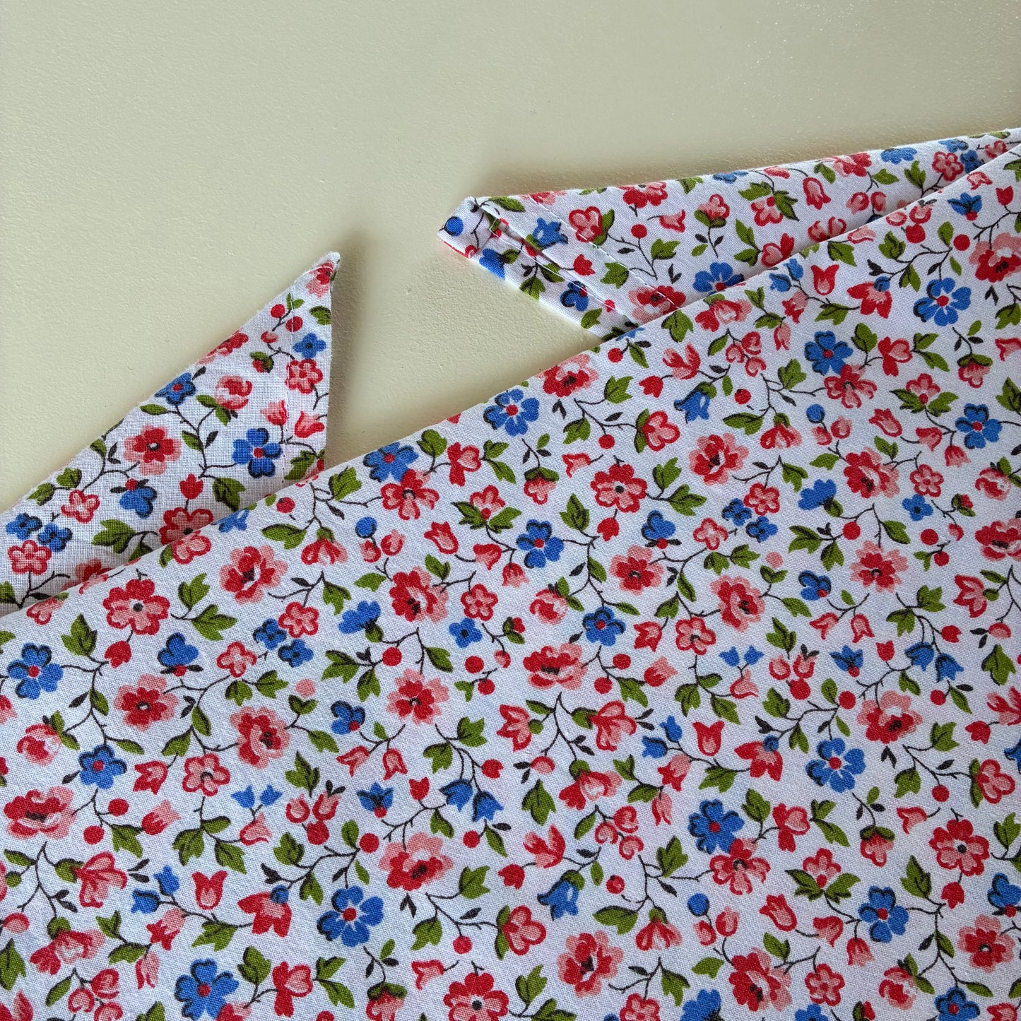 Grand Foulard Petite Fleurs