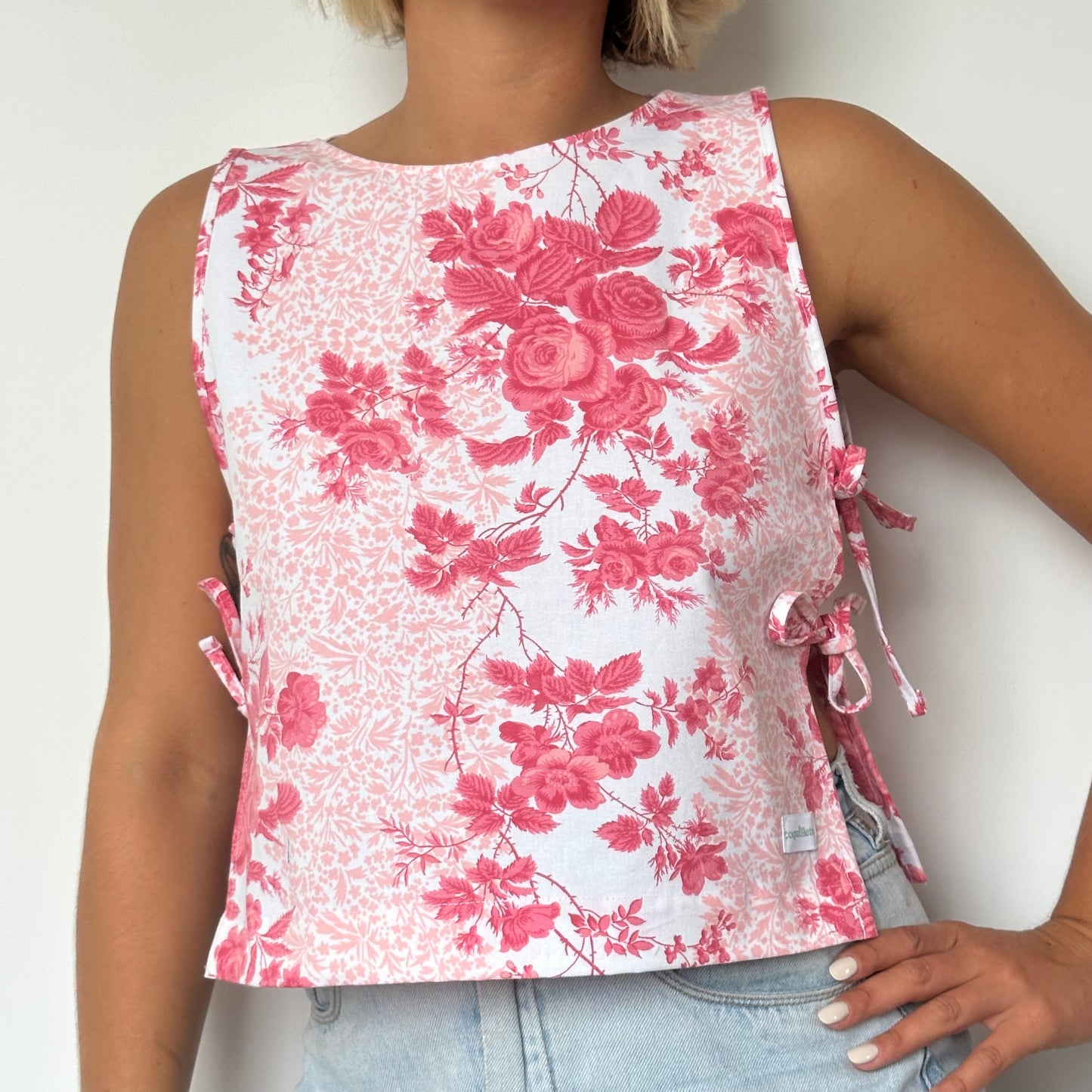 Haut Noeud Côté Fleurs Rose