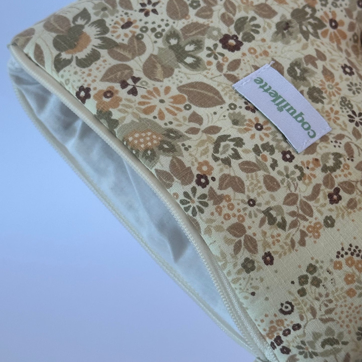 Pochette Fleurs Beige