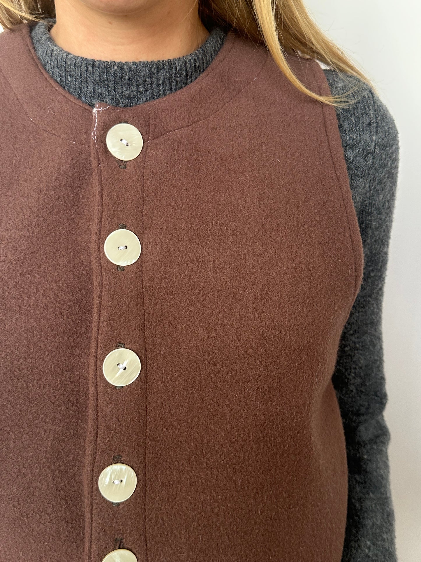 Gilet Bouton Marron T34