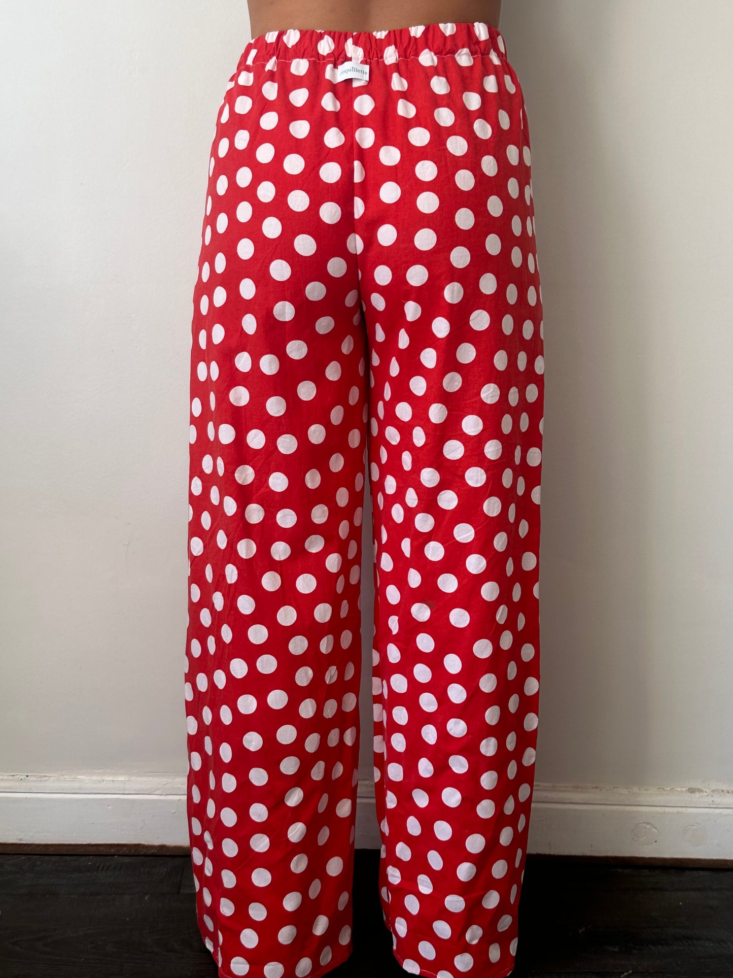 Pantalon Rouge à Pois