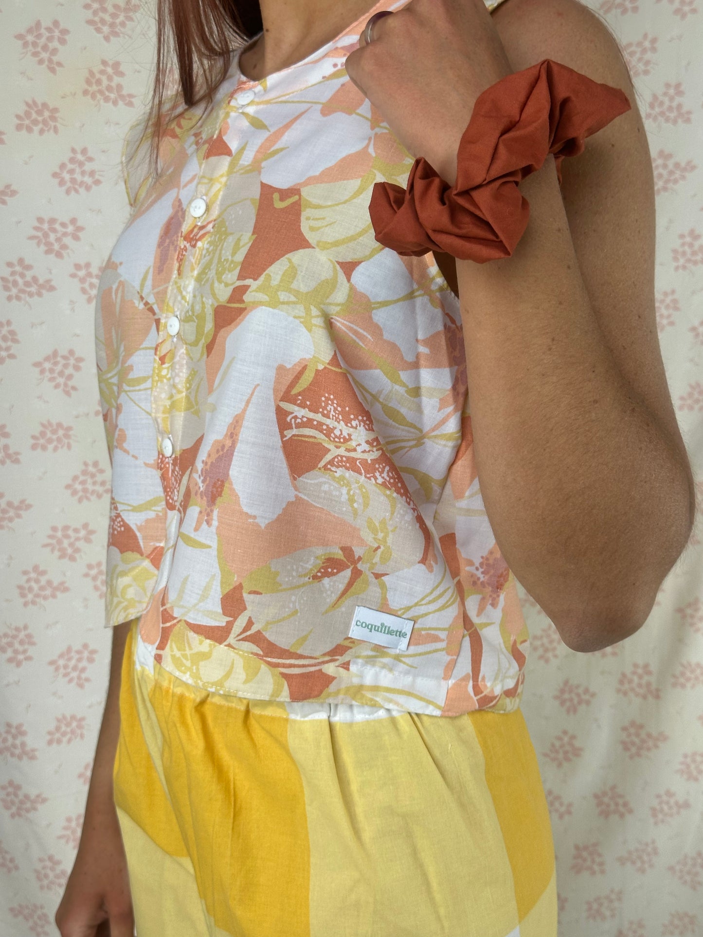 Haut Bouton Motifs Orange
