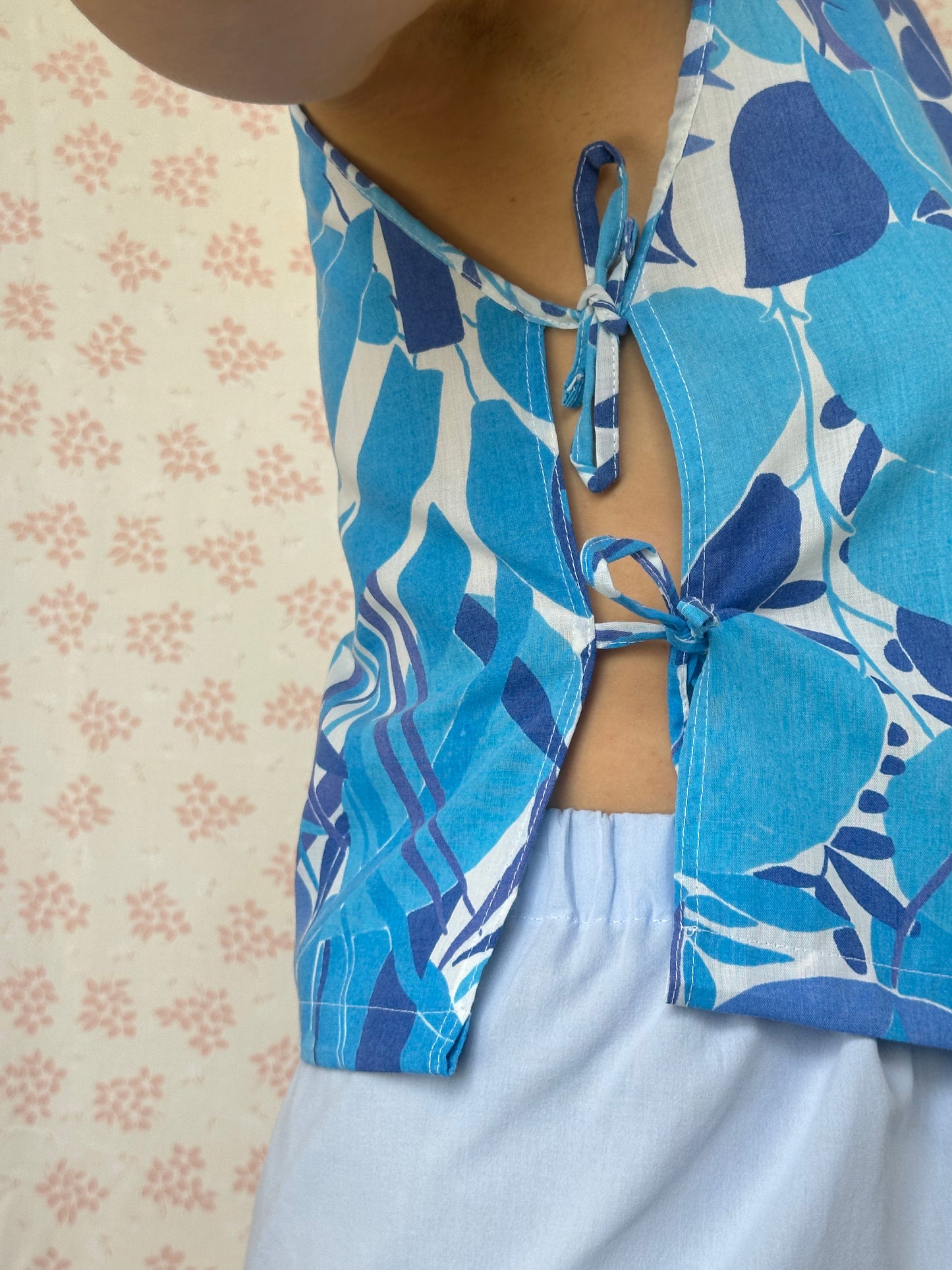 Haut Noeud Motif Bleu