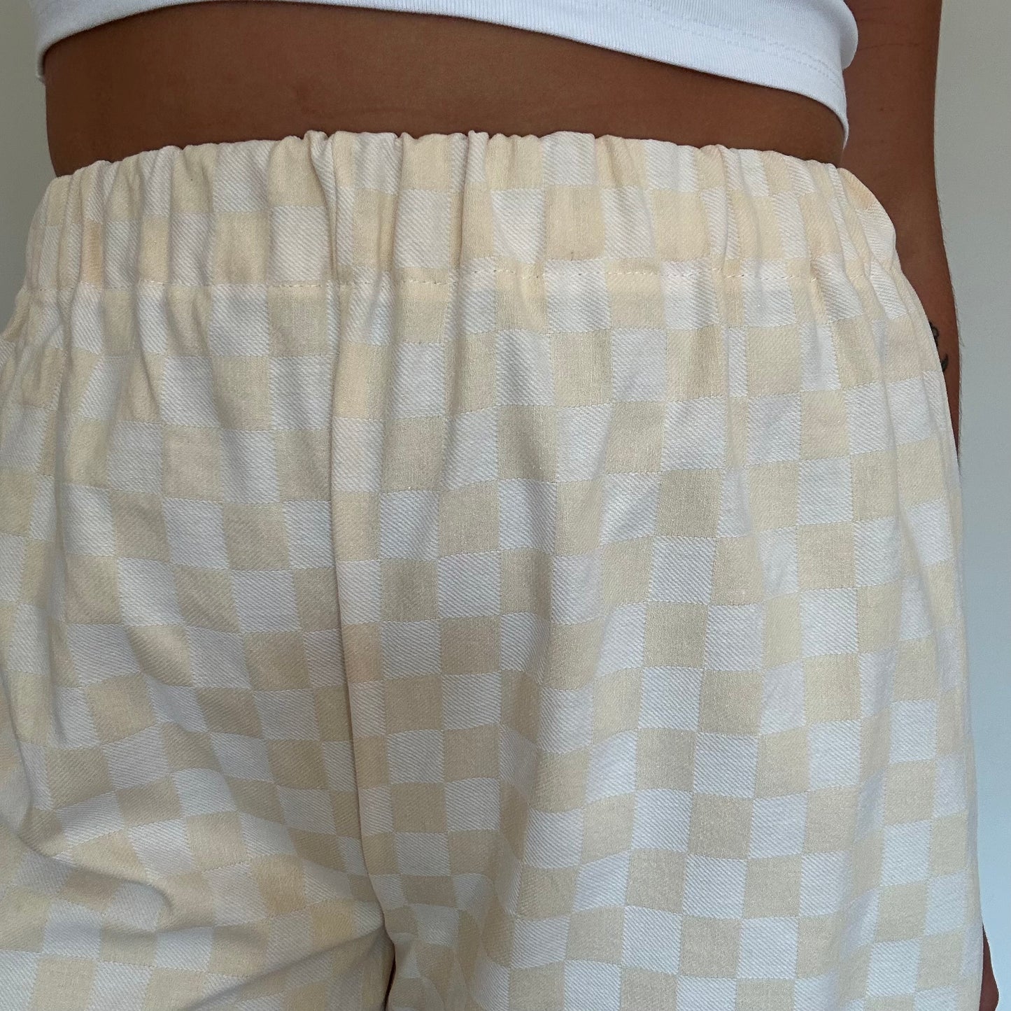 Short Damier