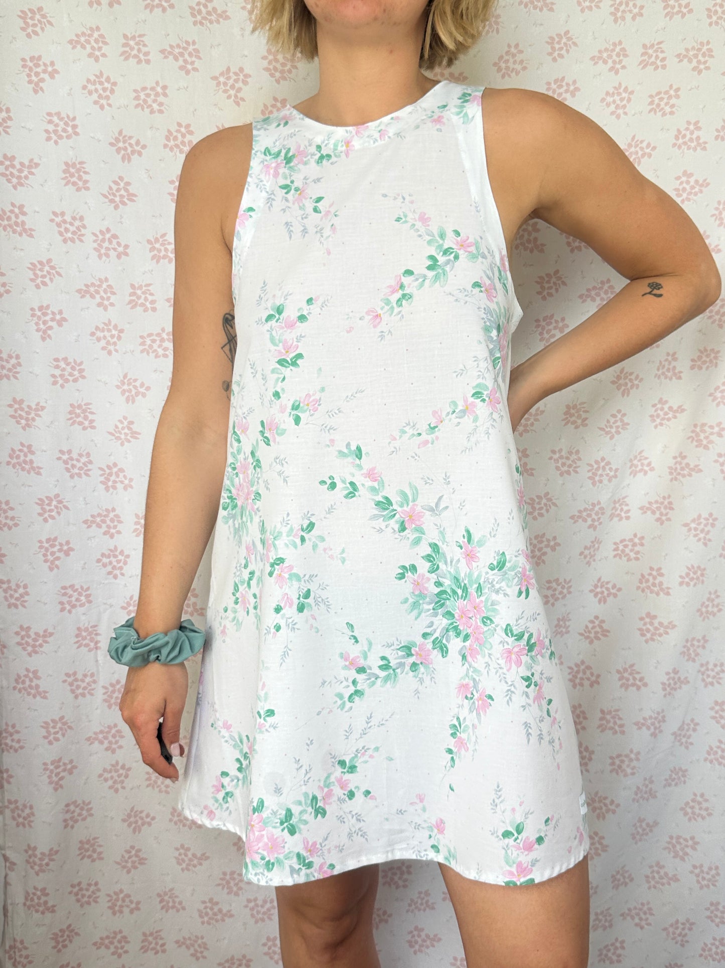 Robe Col Blanc Fleurs