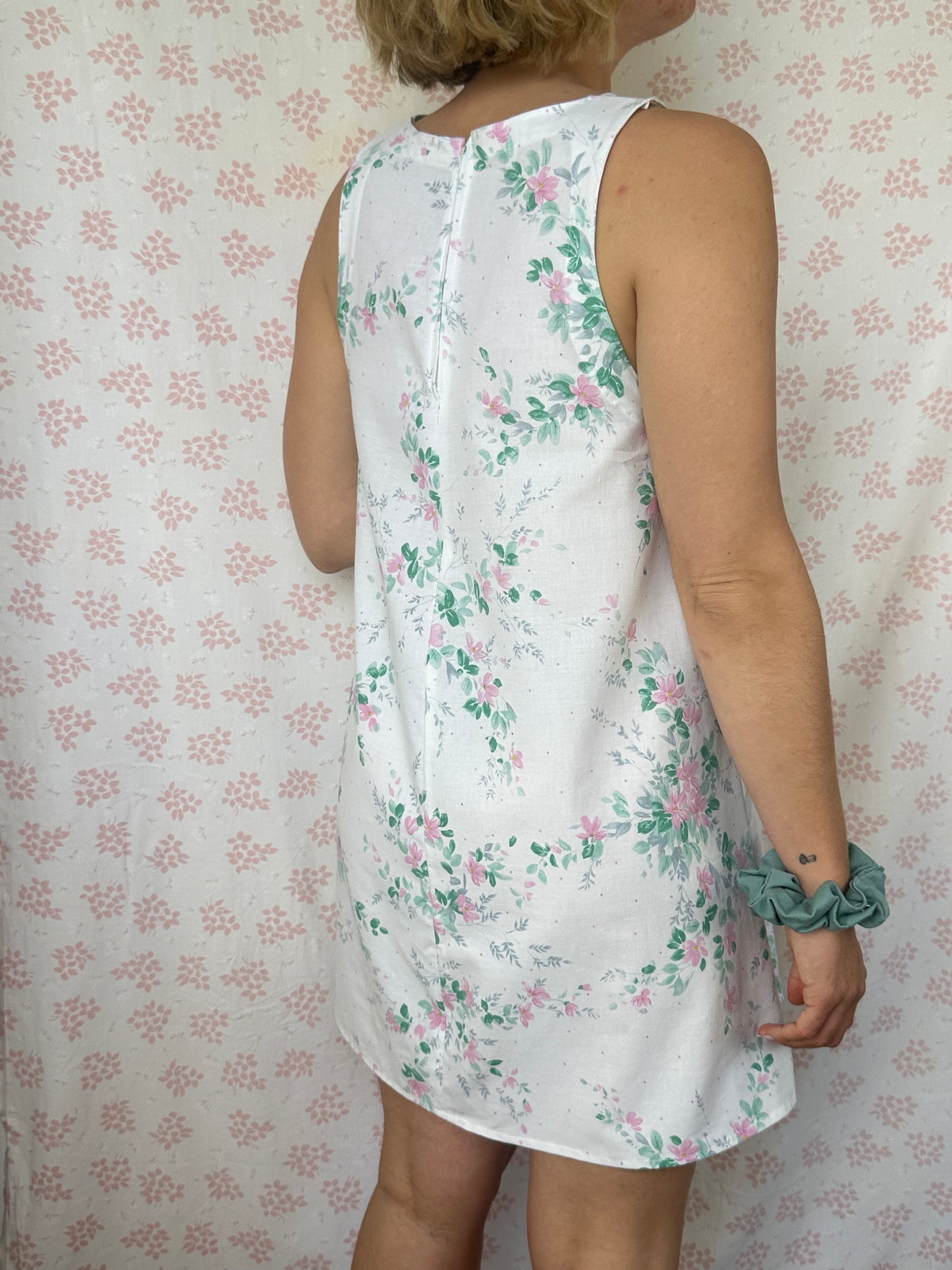 Robe Col Blanc Fleurs