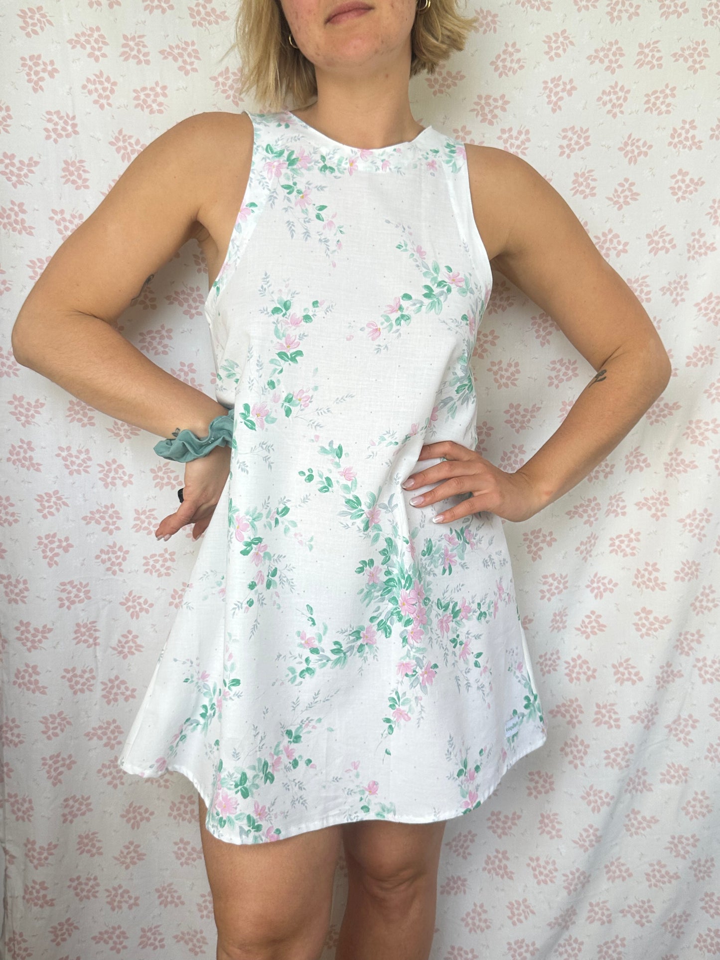 Robe Col Blanc Fleurs
