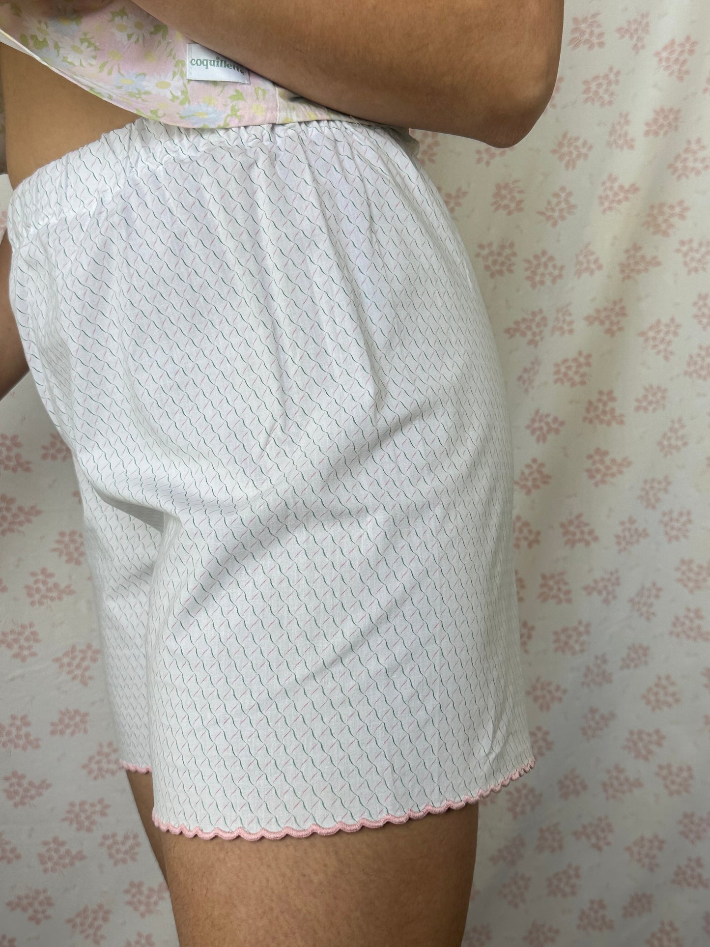 Short Motifs Blanc