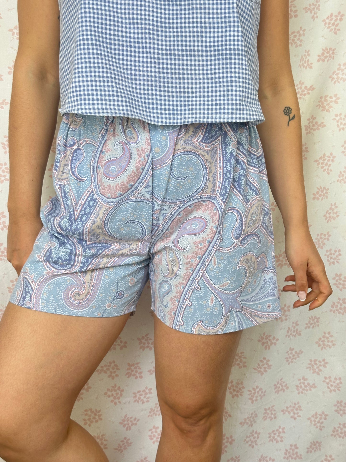 Short Motifs Bleu