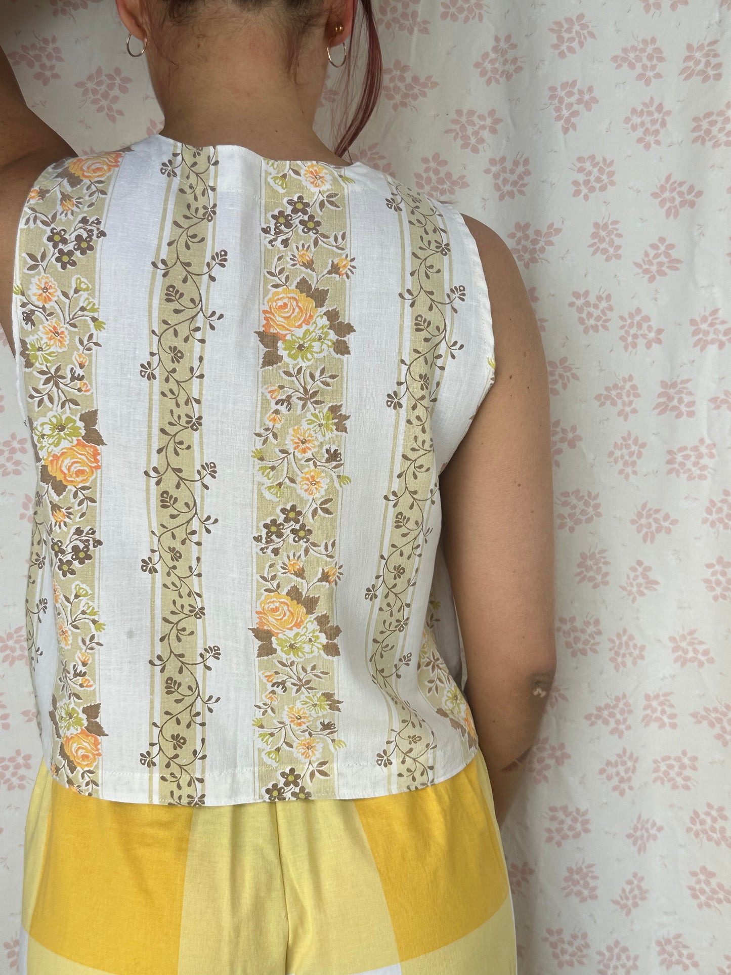 Haut Bouton Blanc Fleurs