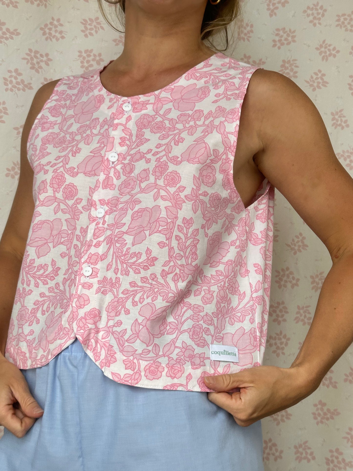 Haut Bouton Fleurs Rose
